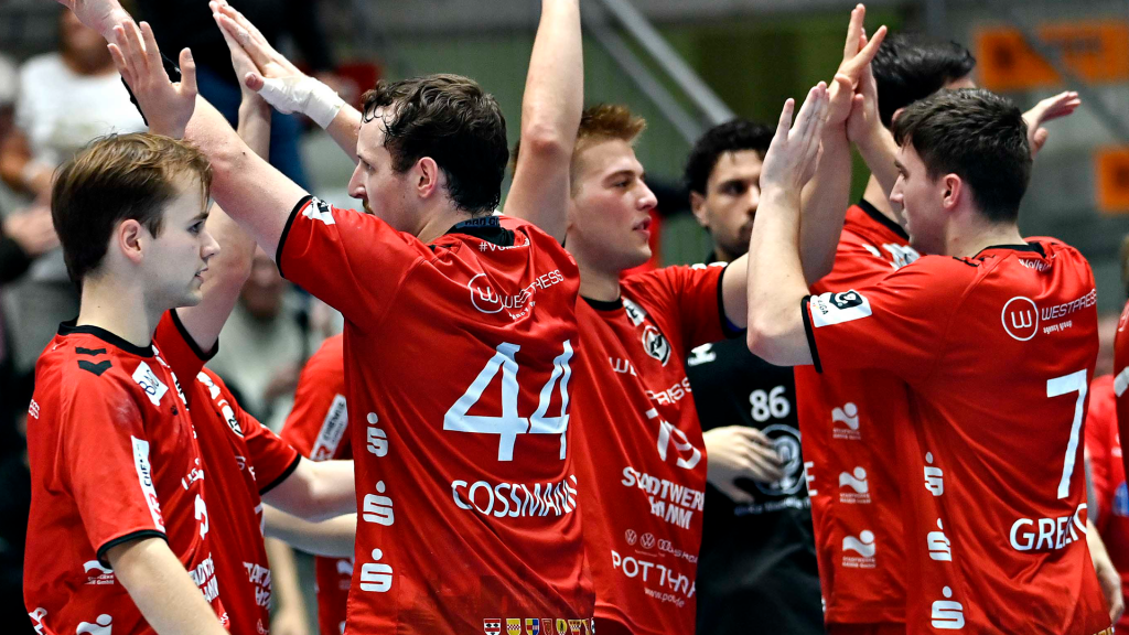 Nach einem holprigen Start und einem 10:12-Hablzeitrückstand hat der ASV deutlich aufgedreht und am Samstagabend mit 32:22 beim TSV Anderten gewonnen.