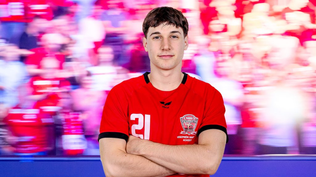 Der ASV hat die Suche nach einem weiteren Rechtshänder im Rückraum erfolgreich abgeschlossen. Mit Benjamin Glenn Edwards wechselt ein hochveranlagter Spieler zu den Westfalen, der aktuell für BFKA Veszprém im Einsatz ist, der U21-Mannschaft des Topklubs One Veszprém HC.