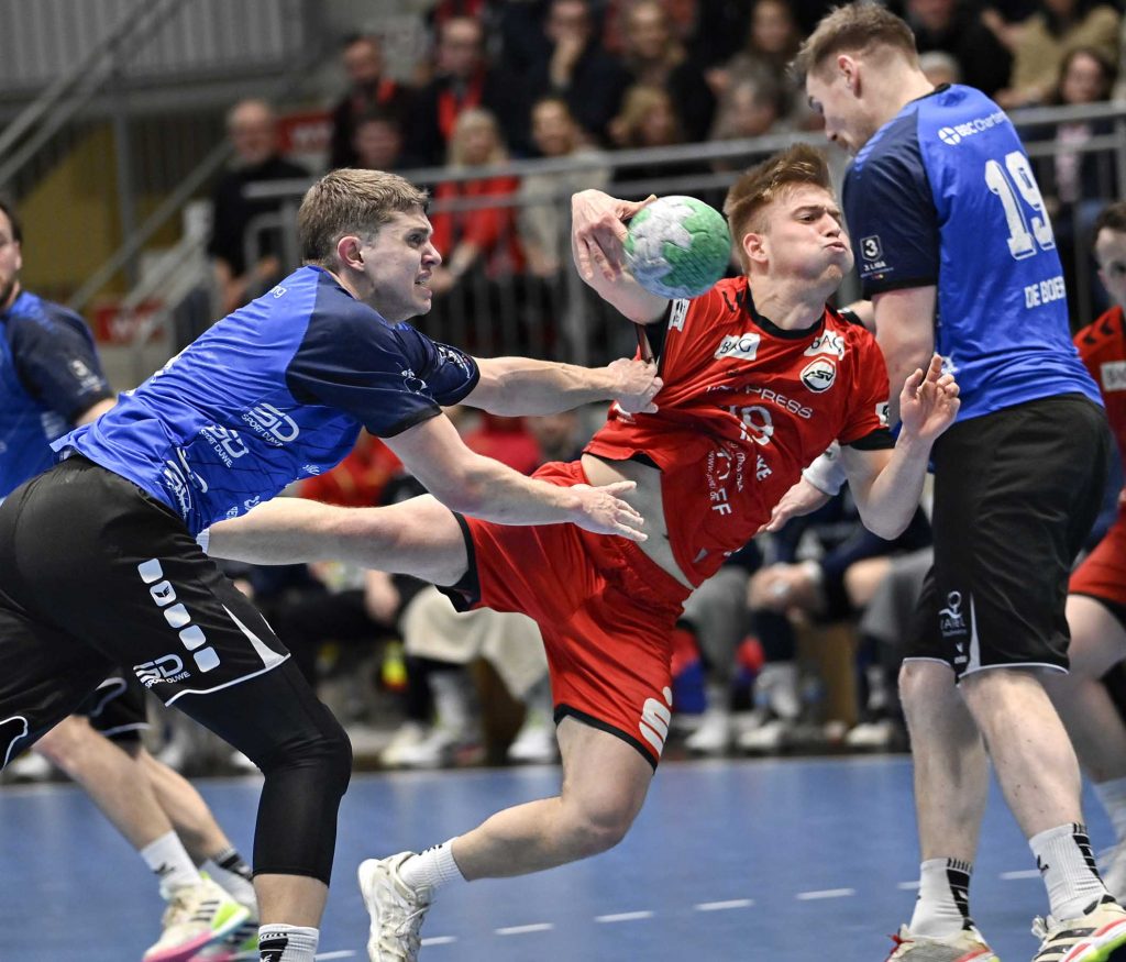 Handball Dritte Liga Hamm Varel Benedikt Kuehn