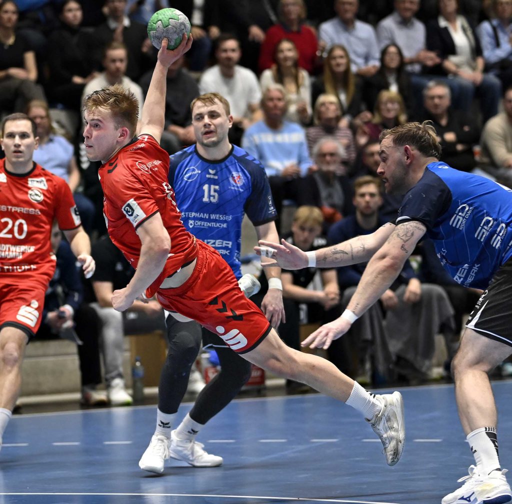 Handball Dritte Liga Hamm Varel Benedikt Kuehn