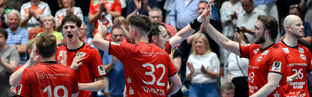 Der ASV hat den ersten von drei Schritten Richtung 2. HBL geschafft. Vor &uuml;ber 2.200 Zuschauern gelang den Westfalen in der Westpress-Arena ein verdienter 33:31-Heimsieg gegen den MTV Braunschweig, wie die beiden Trainer direkt nach der Partie gleicherma&szlig;en befanden.